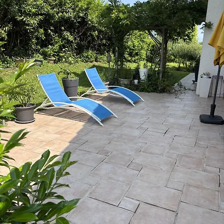Сasa de vacaciones Maison Avec Piscine 7pers Doussard