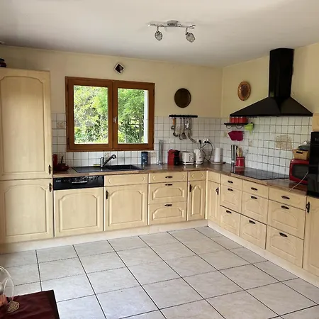 Maison Avec Piscine 7pers Сasa de vacaciones