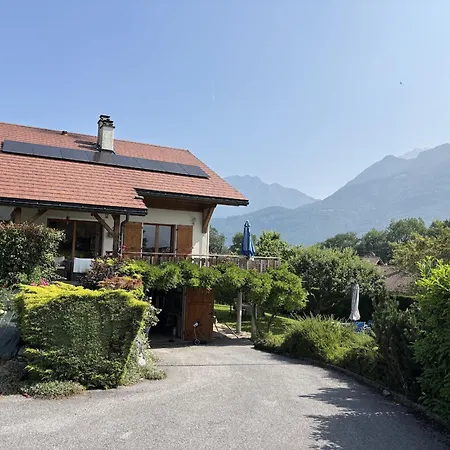 Сasa de vacaciones Maison Avec Piscine 7pers Doussard